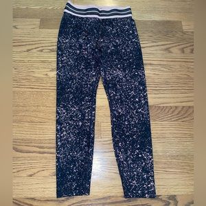 H&M Sport Pink and Purple, Black Splatter Paint Capri Leggings, Size Small